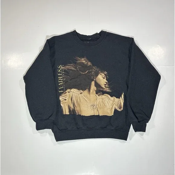 Taylor Swift Fearless Taylor’s Version Album Cover Crewneck Sweatshirt Sz Small - Picture 1 of 9